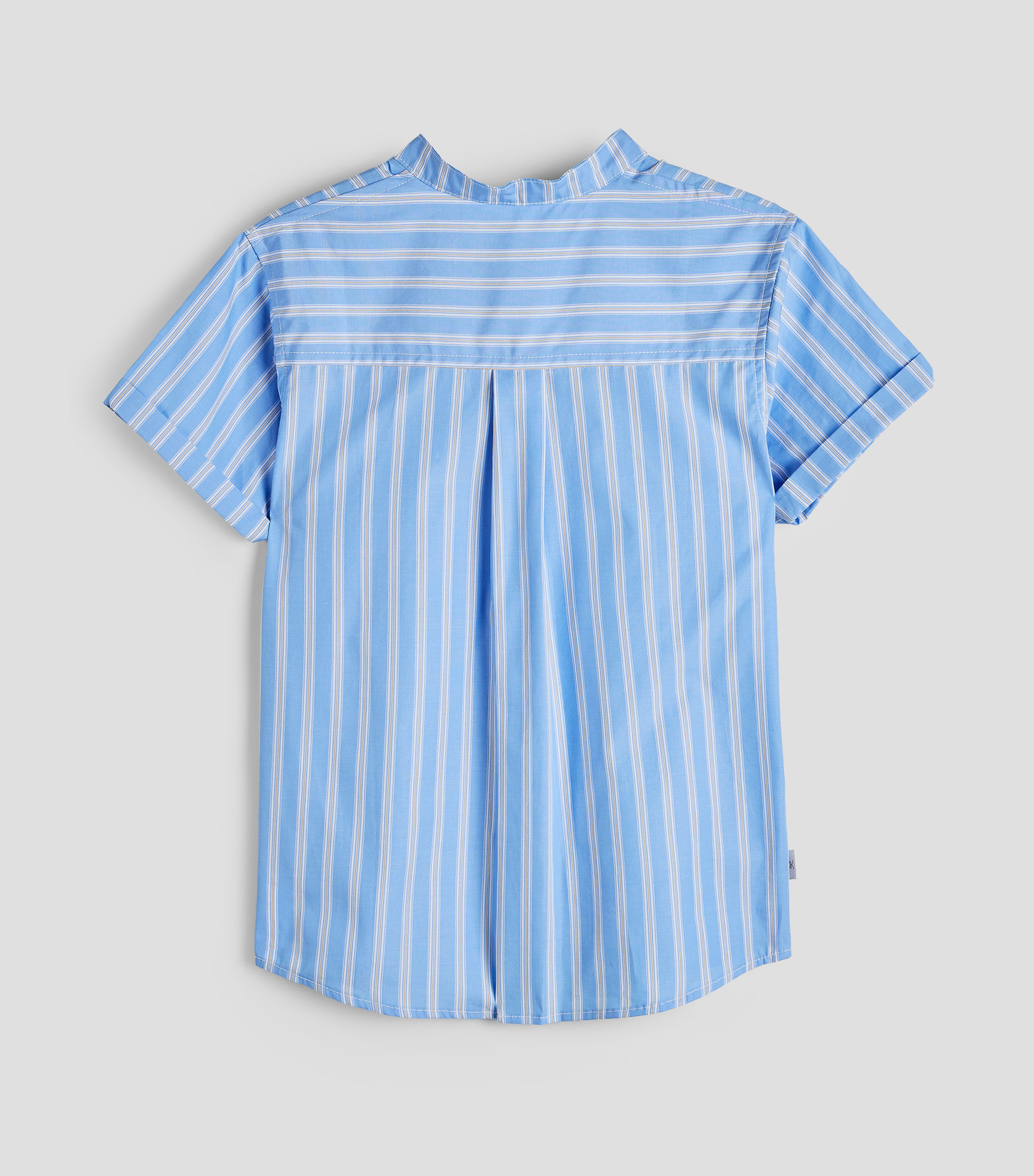 Camisa de rayas con cuello mao y manga corta Bebé